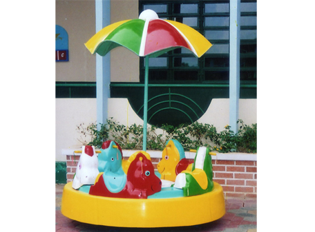 Đu quay mâm 5 ngựa nằm