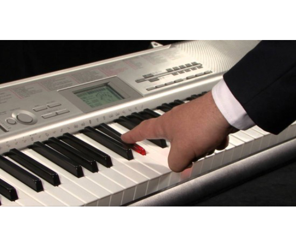 Đàn organ Casio LK-120
